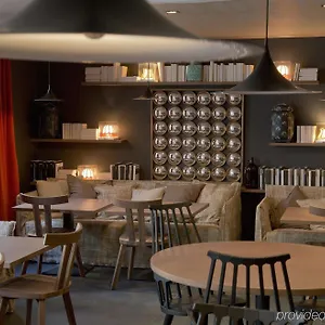 L'adresse Hotel